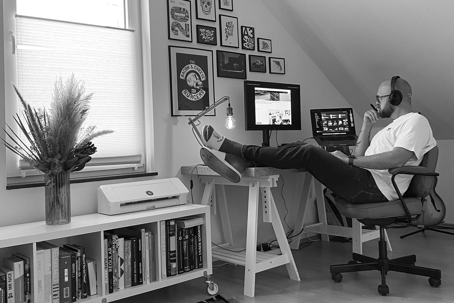 CASE INFO THUMB 00203